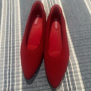 Women's Vivaia Red Flats